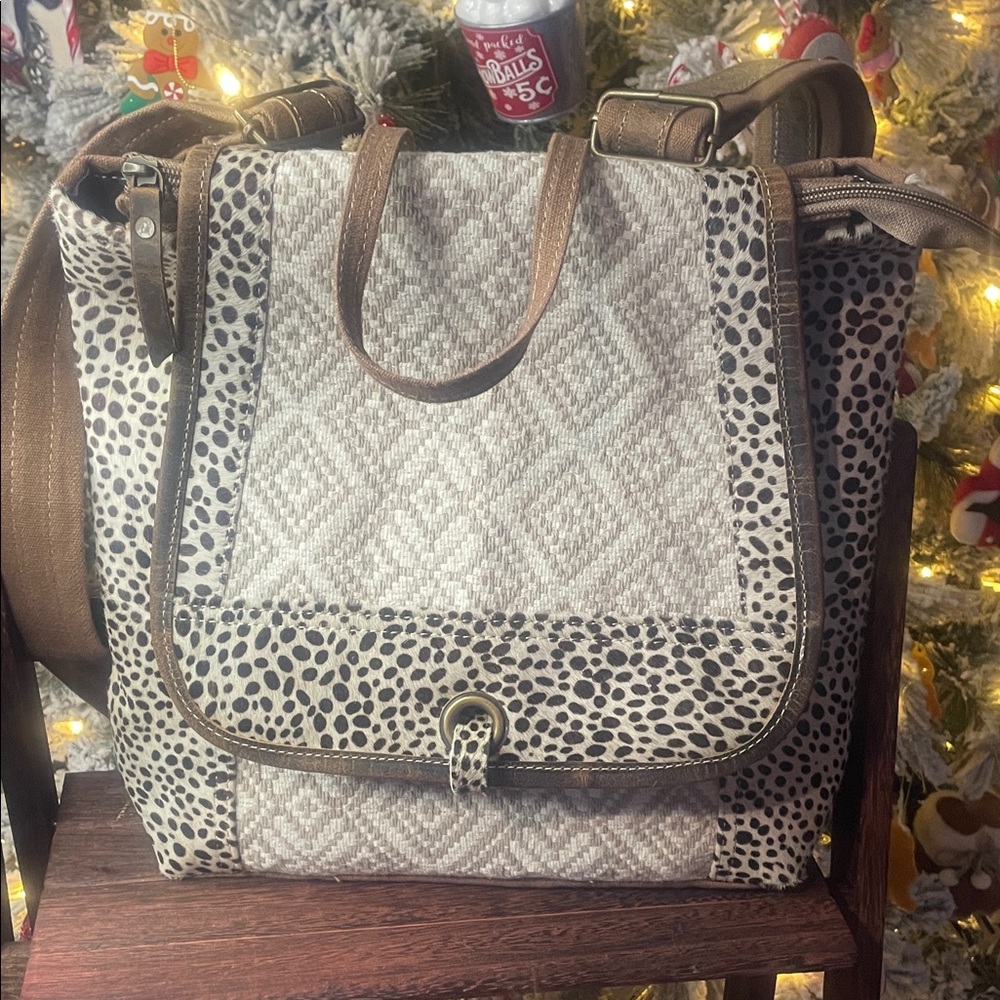 Elegant Patterned Women's Backpack